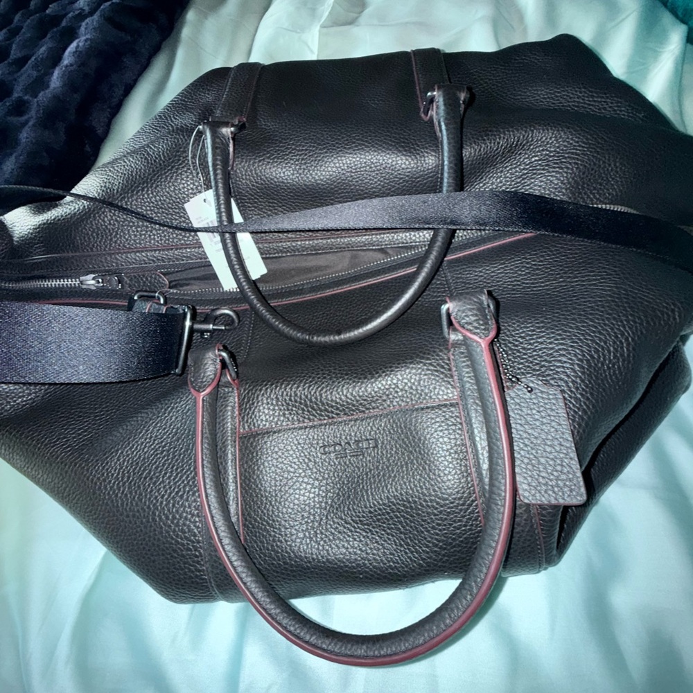 Coach trekker Pebbled Black Leather Satchel